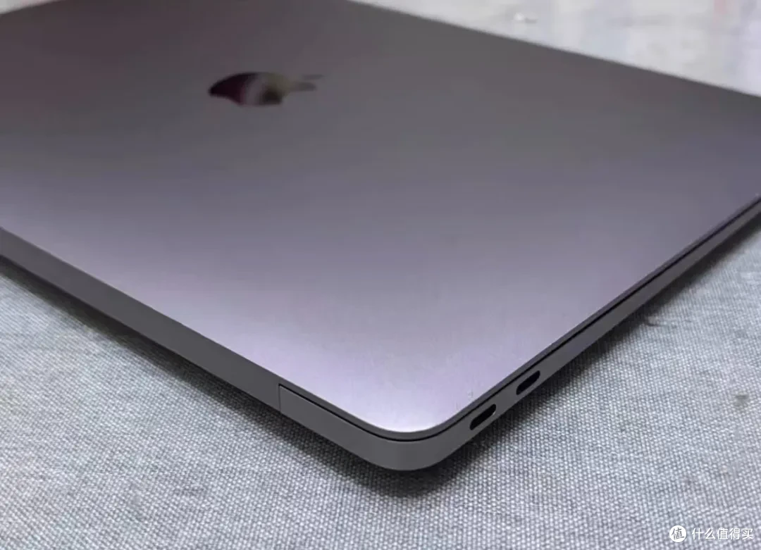 闭眼可冲的MacBook Air，13寸2.5K屏+M1八核芯，二手1960块