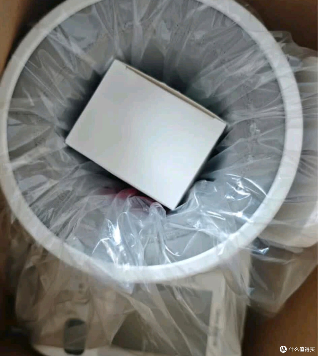 臂筒式血压计:老人测压更便捷