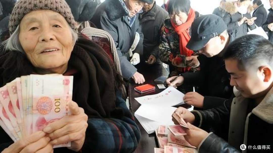 全国各省农民养老金对比,最高和最低之间,差距居然这么大!