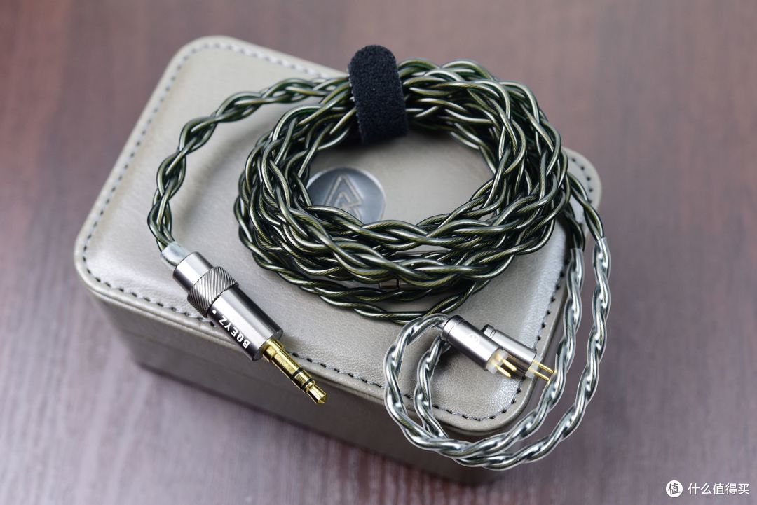 初听刺激,再听惊讶!骨传导动圈,国产HiFi耳机亦有开山立派之作