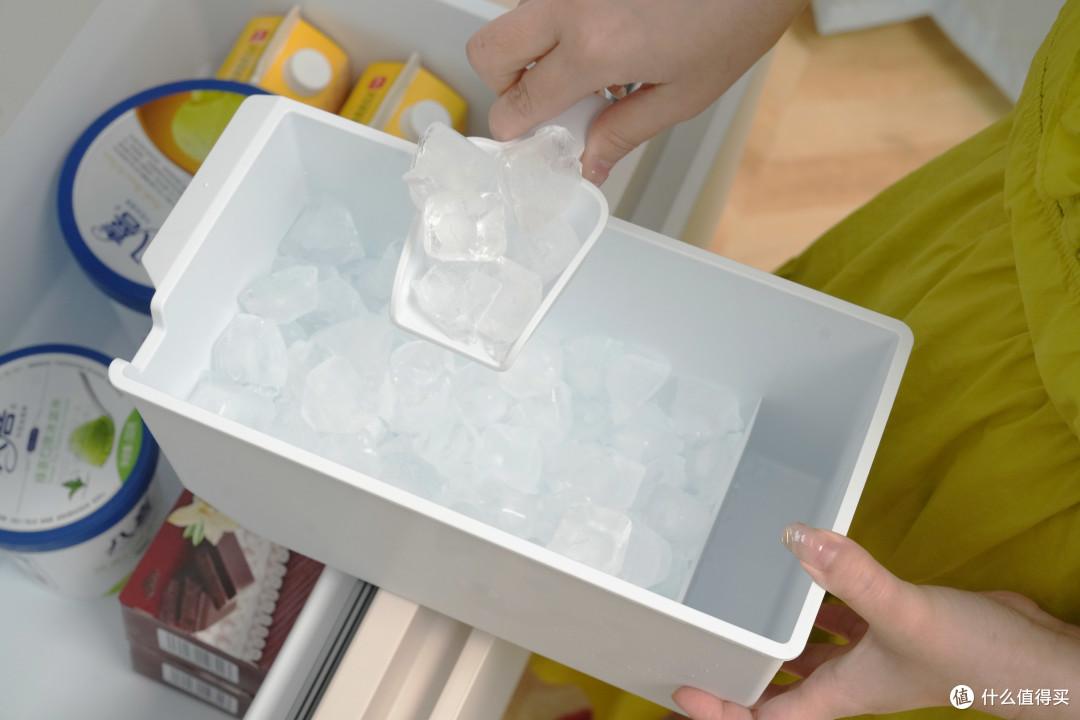 -40℃的慢融好冰!TCL冷布丁409制冰冰箱,为我解锁花式用冰体验!