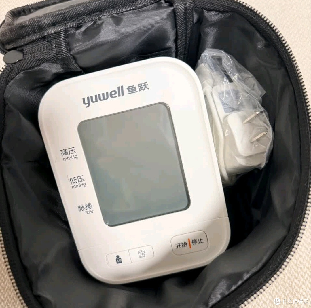 给父母的健康“守护神”：鱼跃S67XR血压计太靠谱