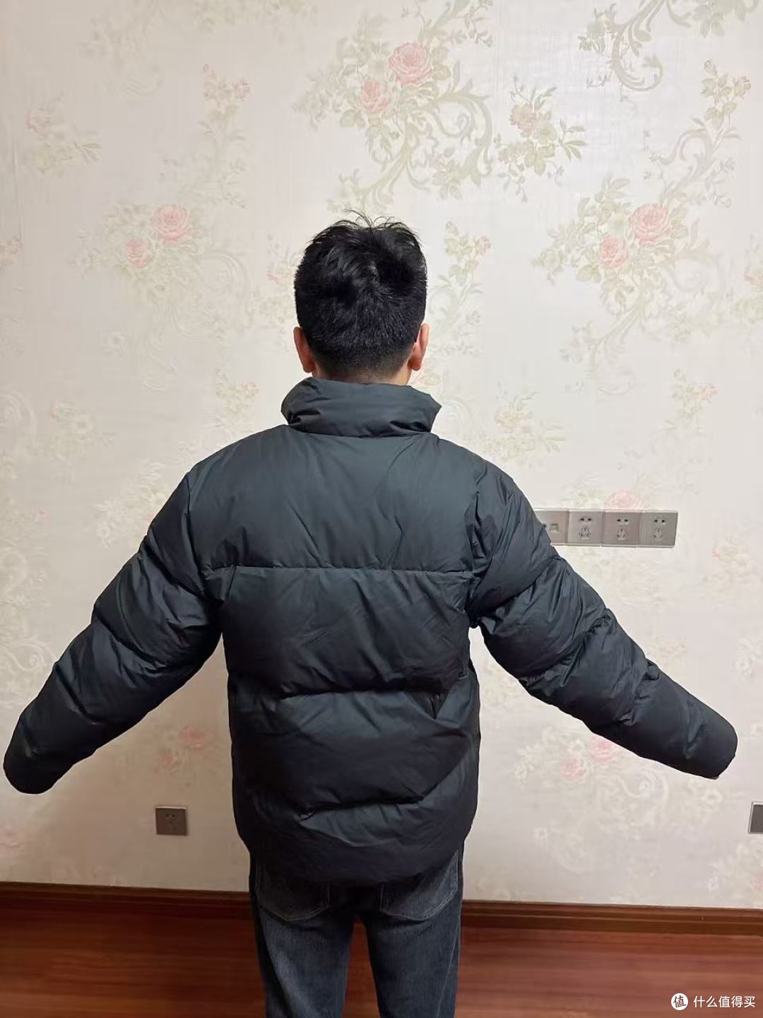 入手2025款NIKE therma-fit科技羽绒服