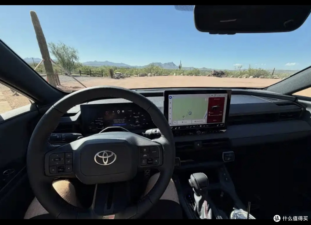 全新丰田RAV4,造型动感时尚,搭载2.5L混动系统,节能省油!