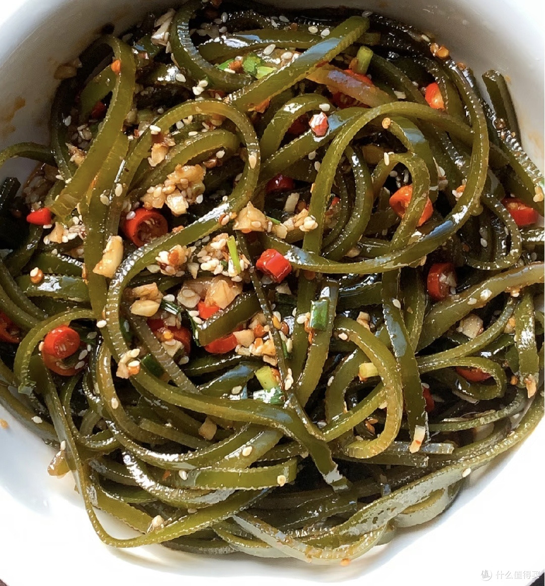 酸辣凉拌海带丝,3分钟搞定硬核下酒菜