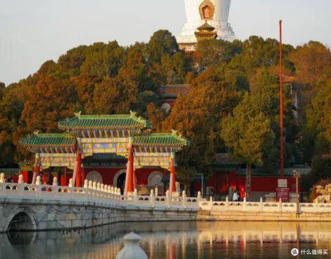 冬之絮语:在文字里邂逅凛冽与温情的双重奏