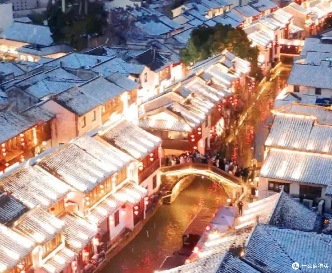 冬之絮语:在文字里邂逅凛冽与温情的双重奏