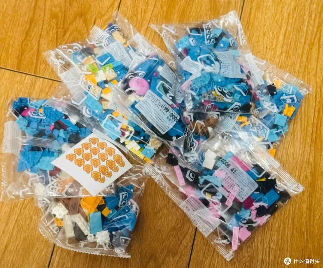 细节满满的乐高史迪奇