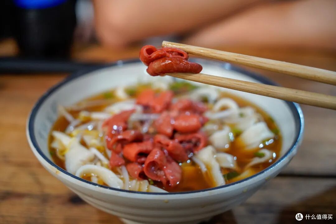 懂吃的老饕才知道，这个遍地古建的山城，美食也灵得不行！