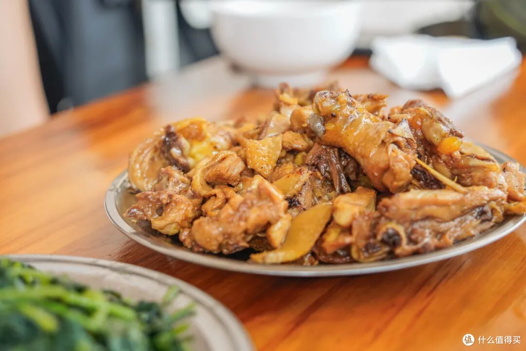 懂吃的老饕才知道，这个遍地古建的山城，美食也灵得不行！