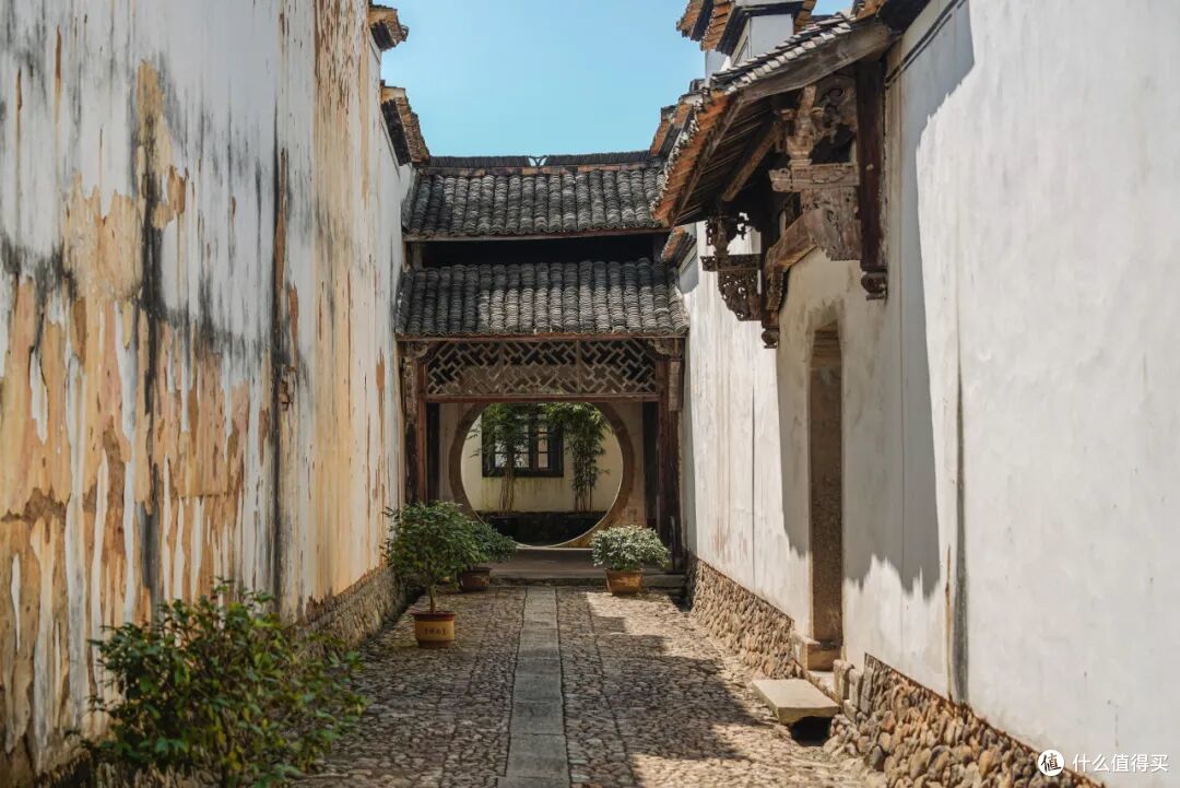 懂吃的老饕才知道，这个遍地古建的山城，美食也灵得不行！
