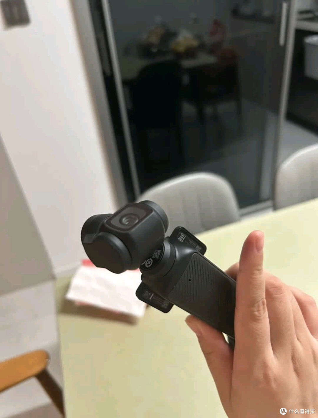 口袋里的Vlog神器:大疆Osmo Pocket 3 标准版体验