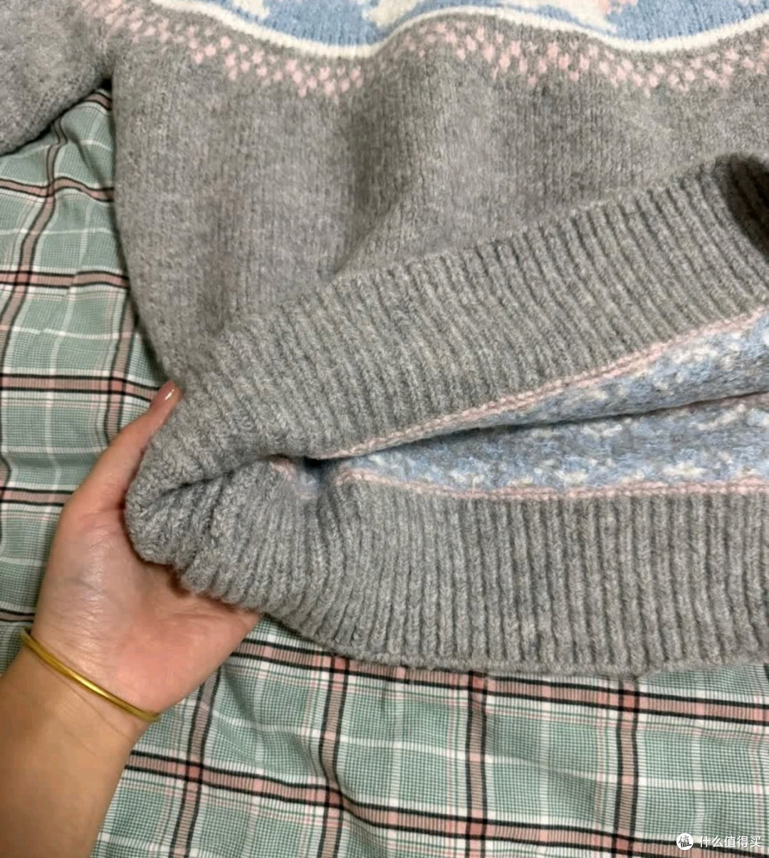 森马小狗毛衣:软糯俏皮风