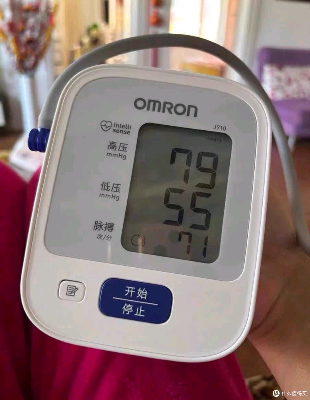 欧姆龙电子血压计:家用医用双认证,全家健康好帮手