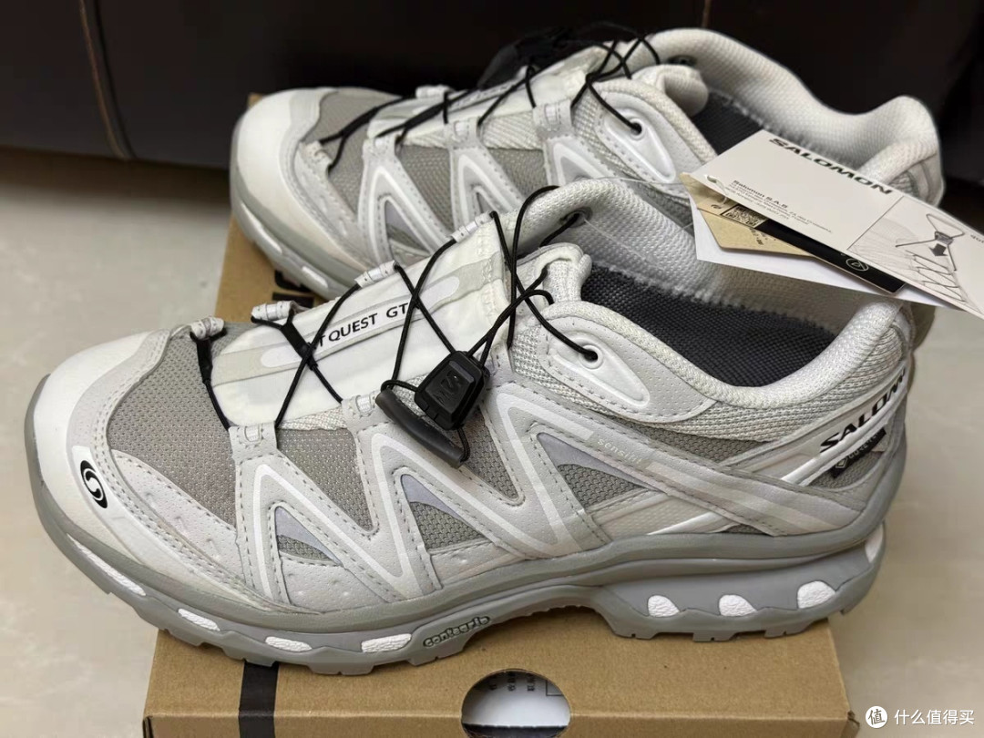 萨洛蒙XT-QUEST GTX,都市穿梭的全能伙伴