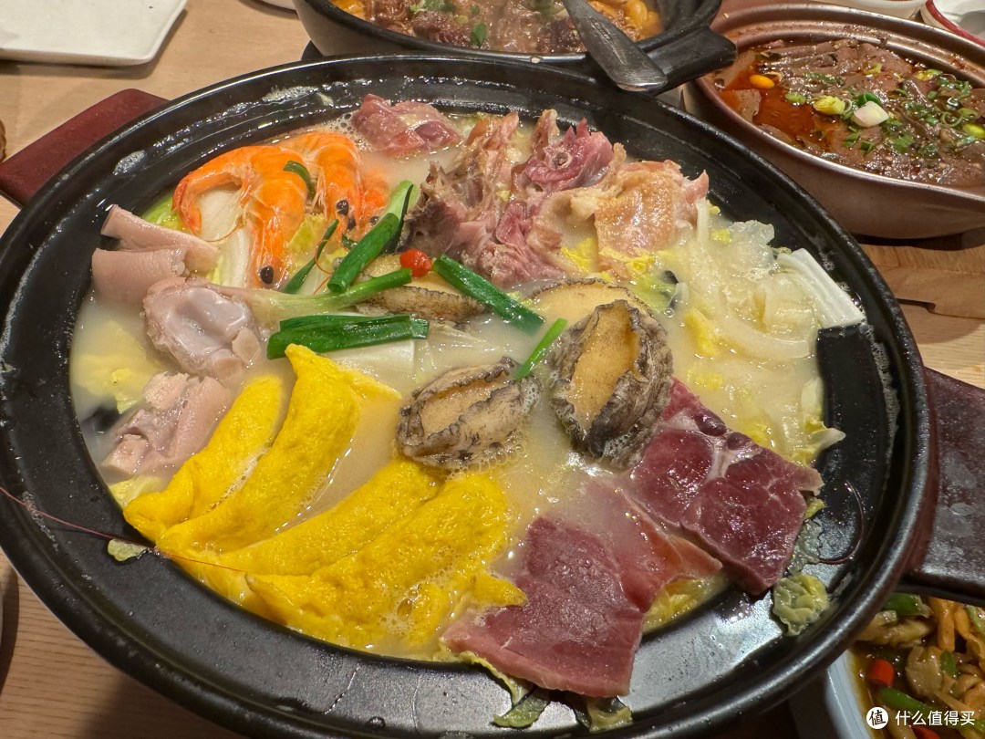 八大菜系之一的“徽菜”,十大传统名菜是啥?我猜,全吃过的不多