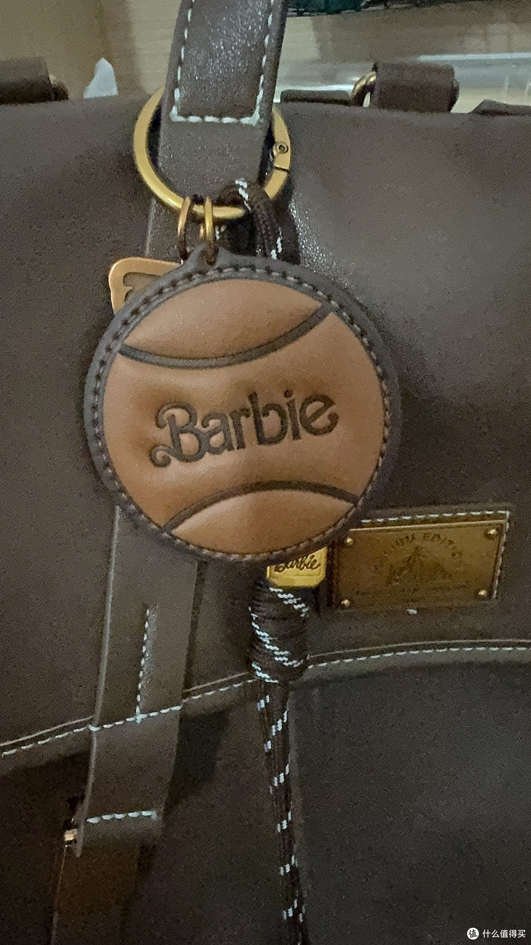 Barbie复古双肩包，甜酷女孩闭眼冲