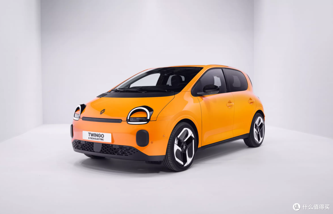 比比亚迪海豚还好看?雷诺正式发布Twingo E-Tech,网友吵翻了!