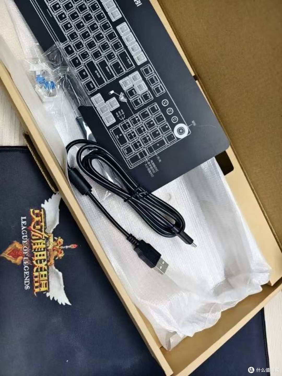 百元级机械键盘闭眼冲的话,狼蛛F2088air绝对是性价比之王!