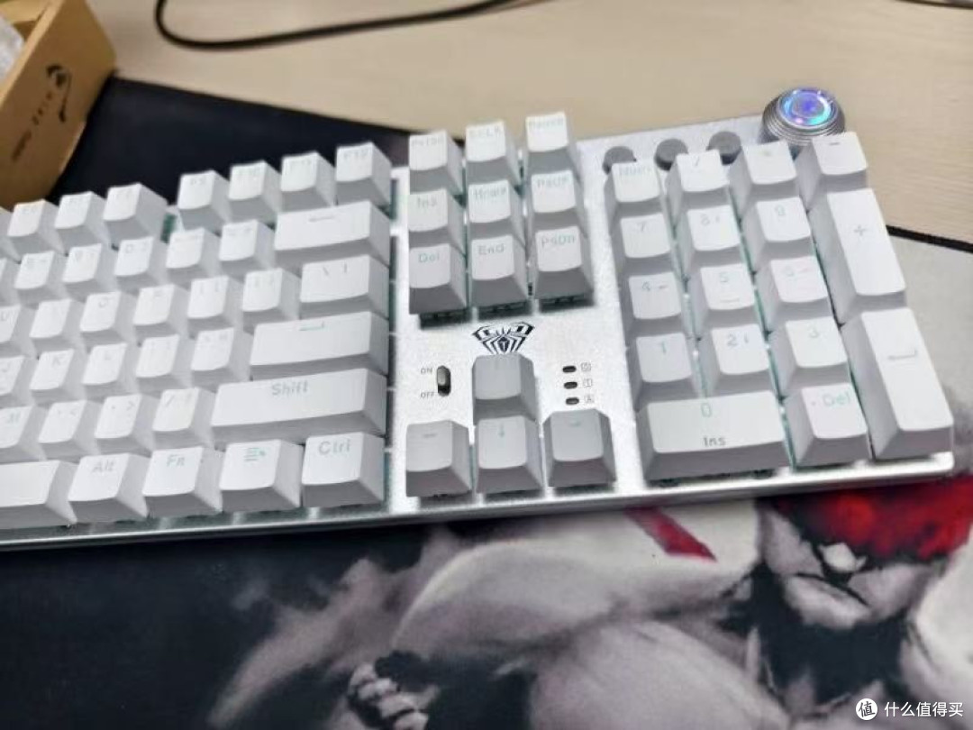 百元级机械键盘闭眼冲的话,狼蛛F2088air绝对是性价比之王!
