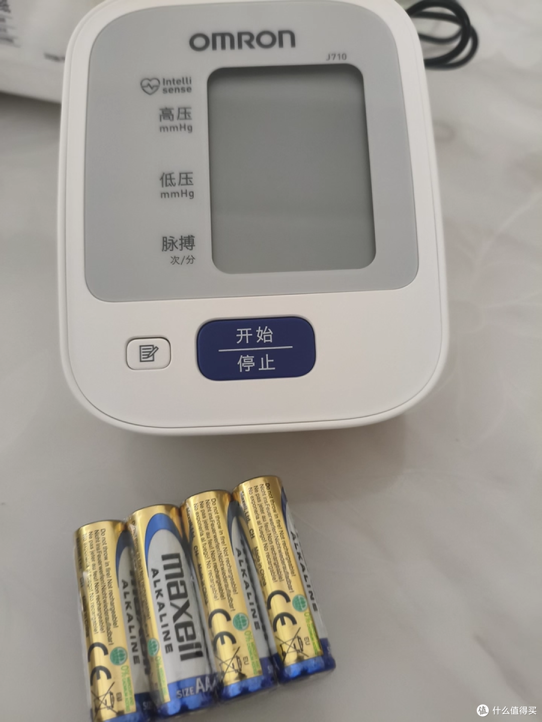 欧姆龙血压计，随时监测告别血压焦虑​
