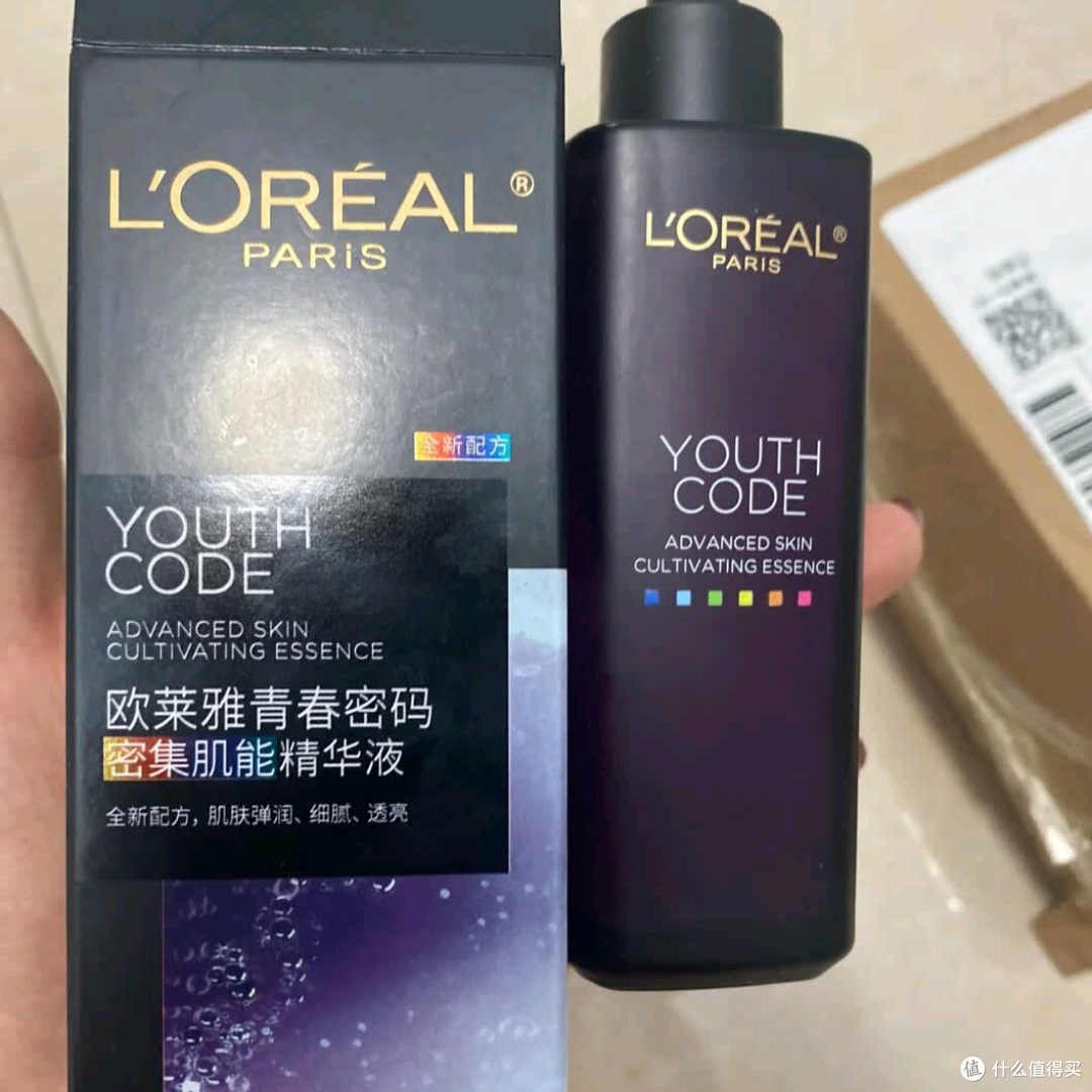 欧莱雅黑精华：抗老补水双效合一