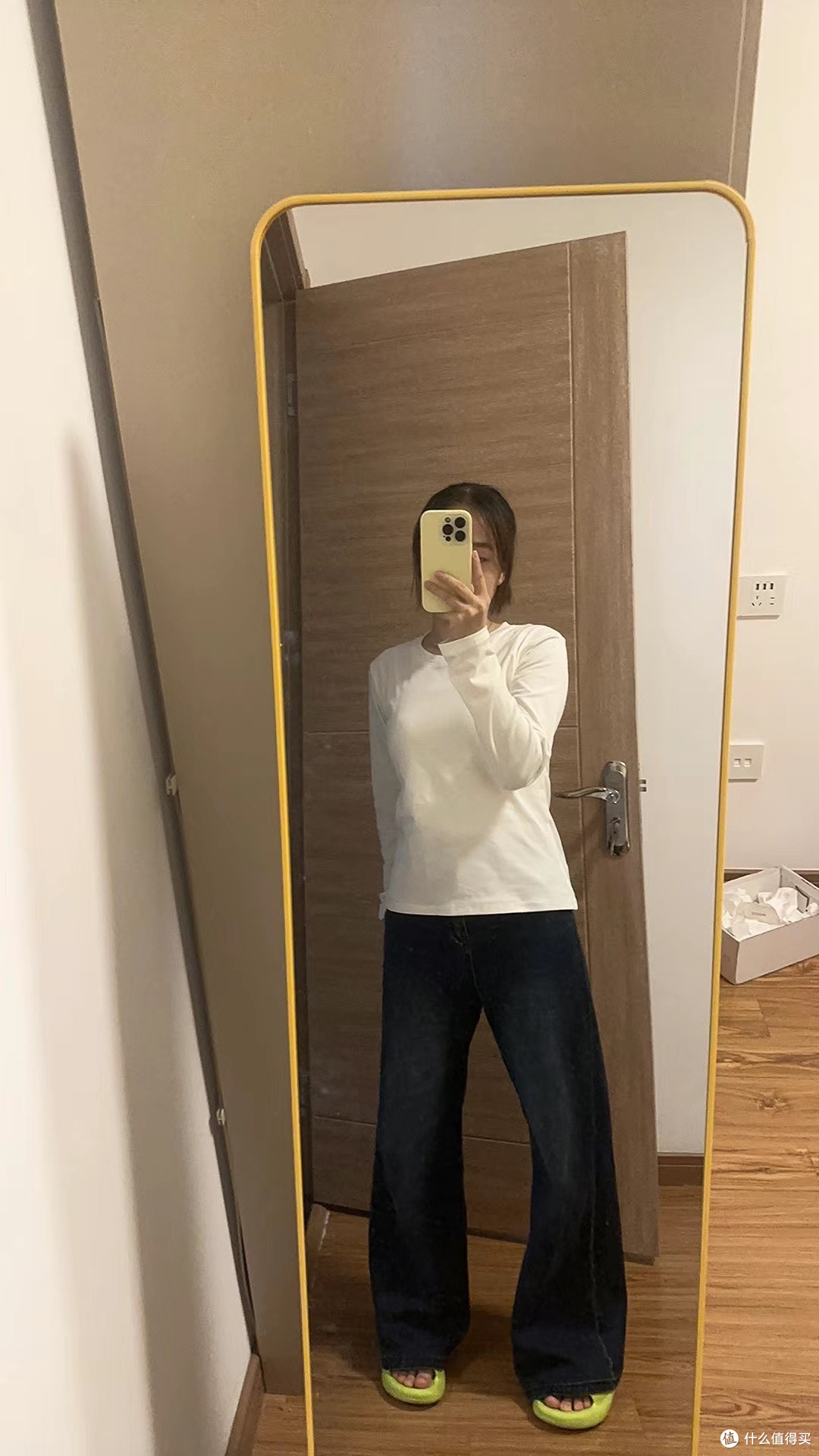 对优衣库这条镰刀运动裤又爱又恨,