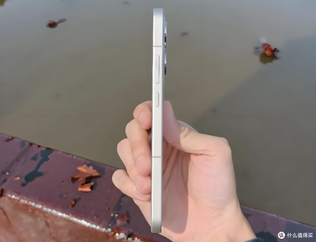 IP69级防水+金属中框!跌至1695元,OPPO性价比亲民一把了