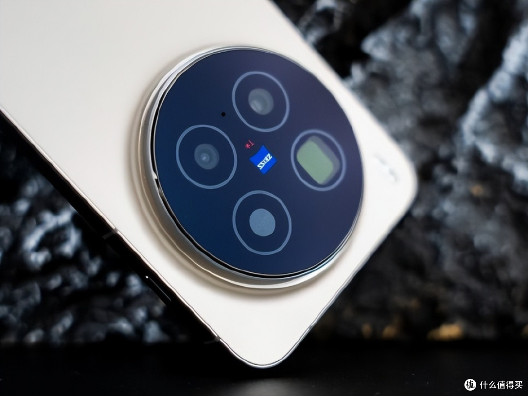 vivo顶不住了,2亿像素+6510mAh+IP69,顶级新旗舰跌至“新低价”