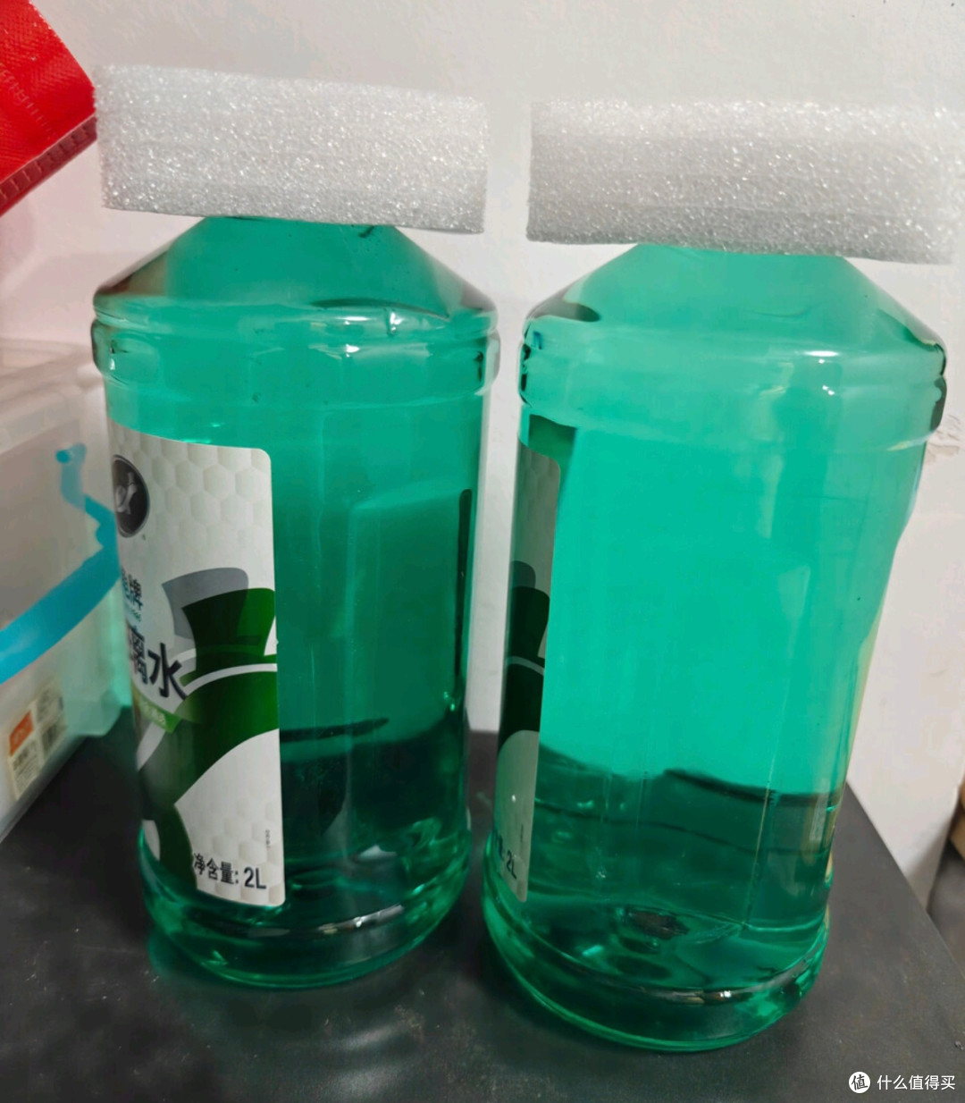 龟牌玻璃水：清洁力强，性价比高