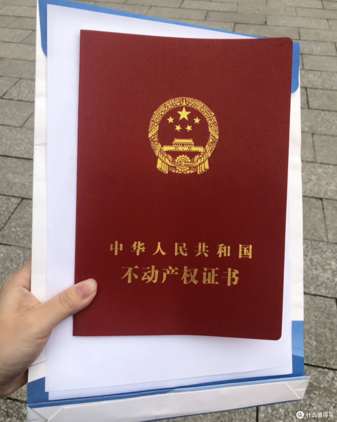 人到中年,才发现很多人都被“房贷”收割了,原因太现实了