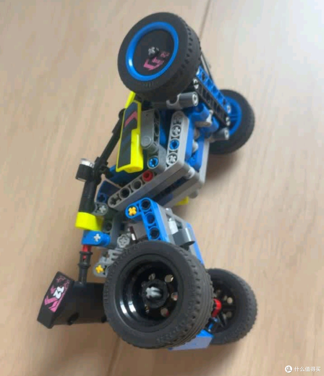 乐高42200雷霆巨兽回力车体验