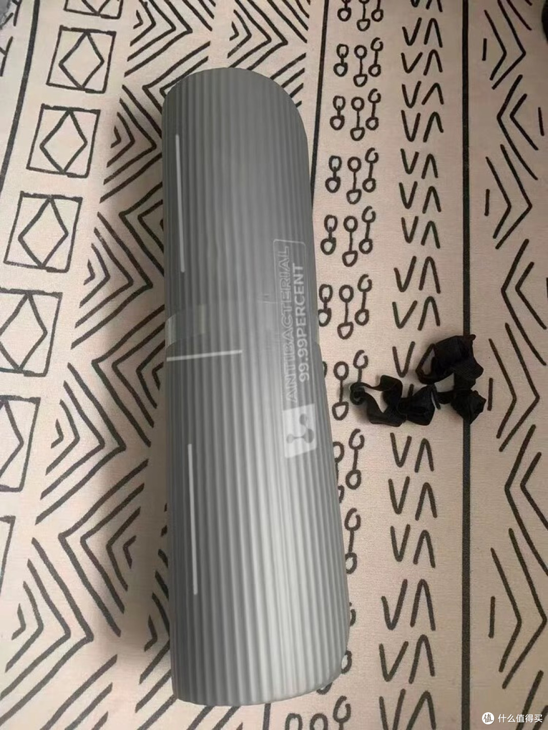 瑜伽垫评测：不滑不臭还抗菌