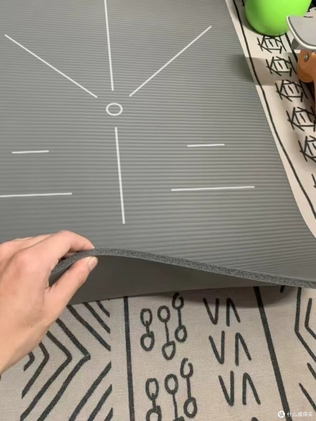 瑜伽垫评测:不滑不臭还抗菌