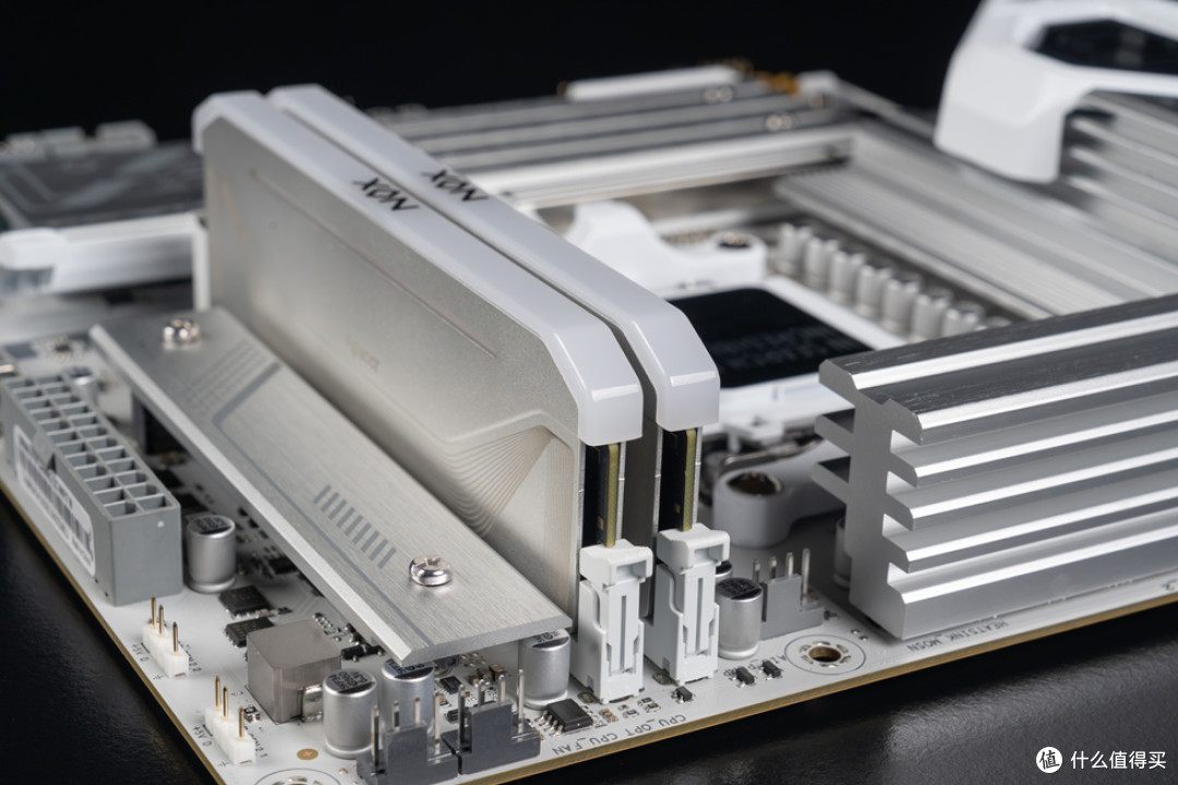 华硕AYW B850M+ASUS天选RTX 5070 OC+机械大师 IF25 装机分享！