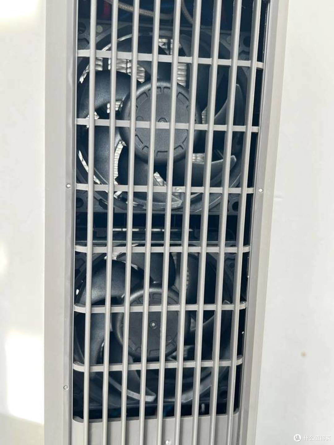 更快、更高效;冷暖双模,随心切换:西圣WarmX暖风机