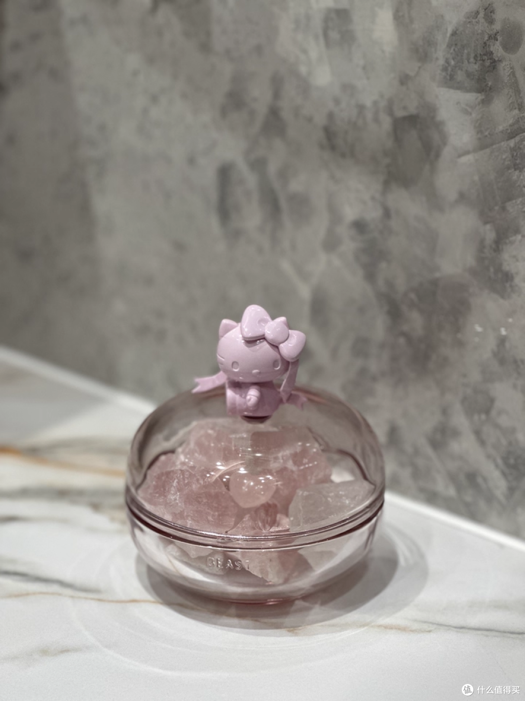 送礼天花板!Hello Kitty野兽派香氛礼盒