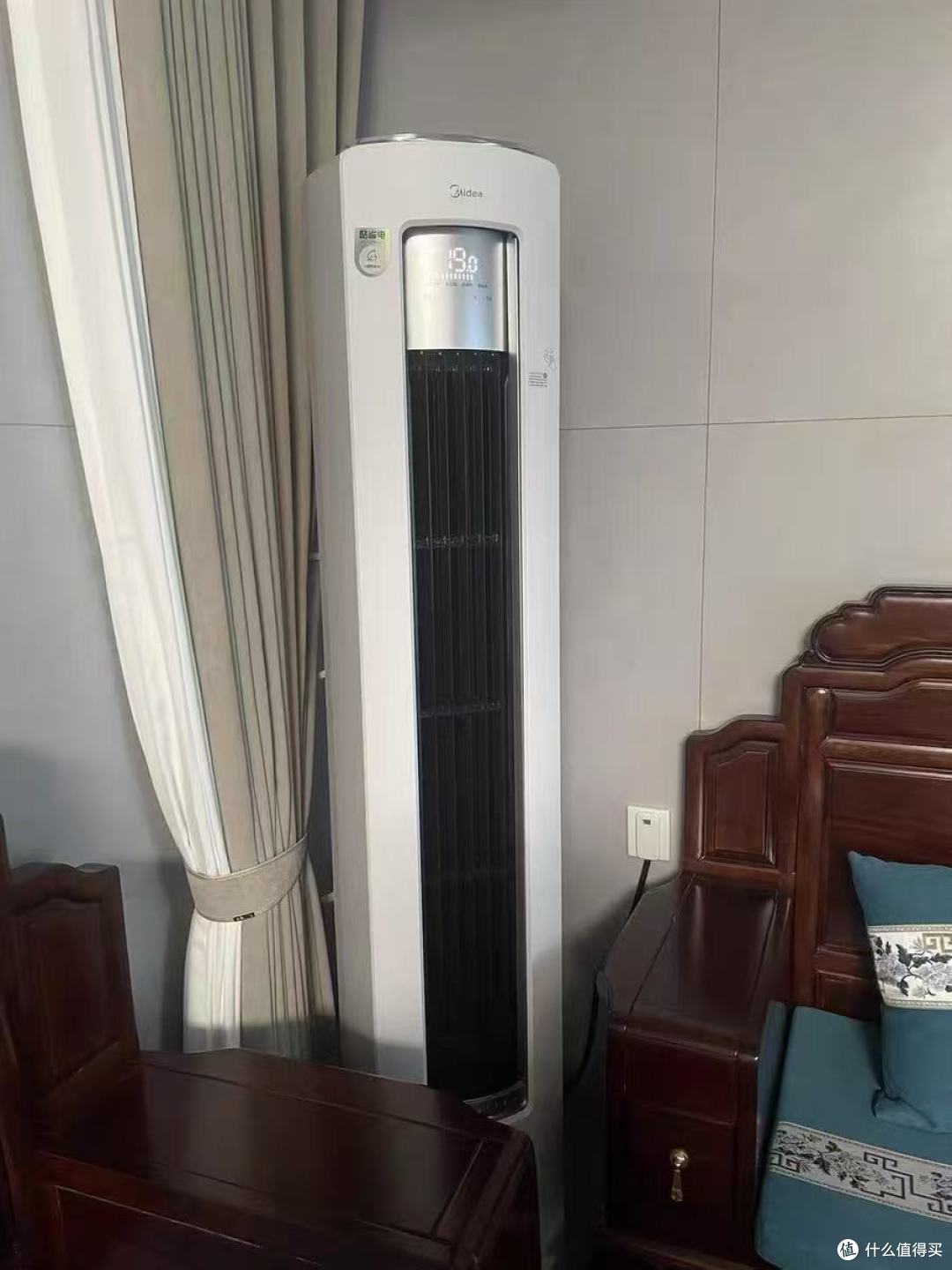 美的立式一级能效柜机深度测评：客厅降温王者竟是它！