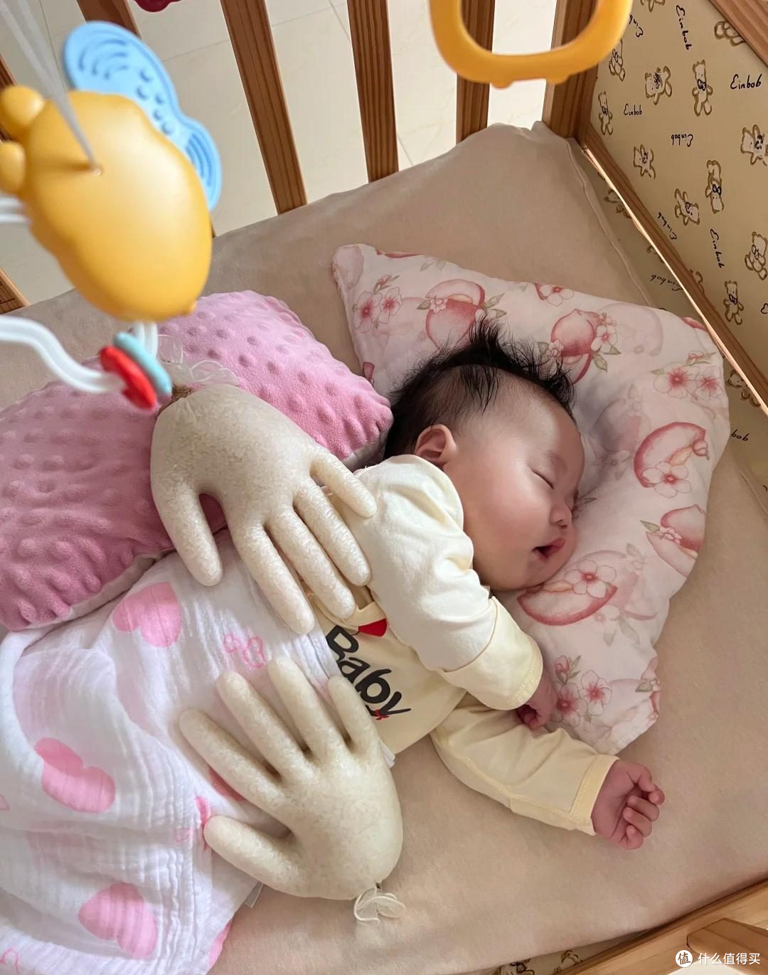 被现在年轻人“抠搜养娃”给惊到!不要花太多钱,该有的全都有!