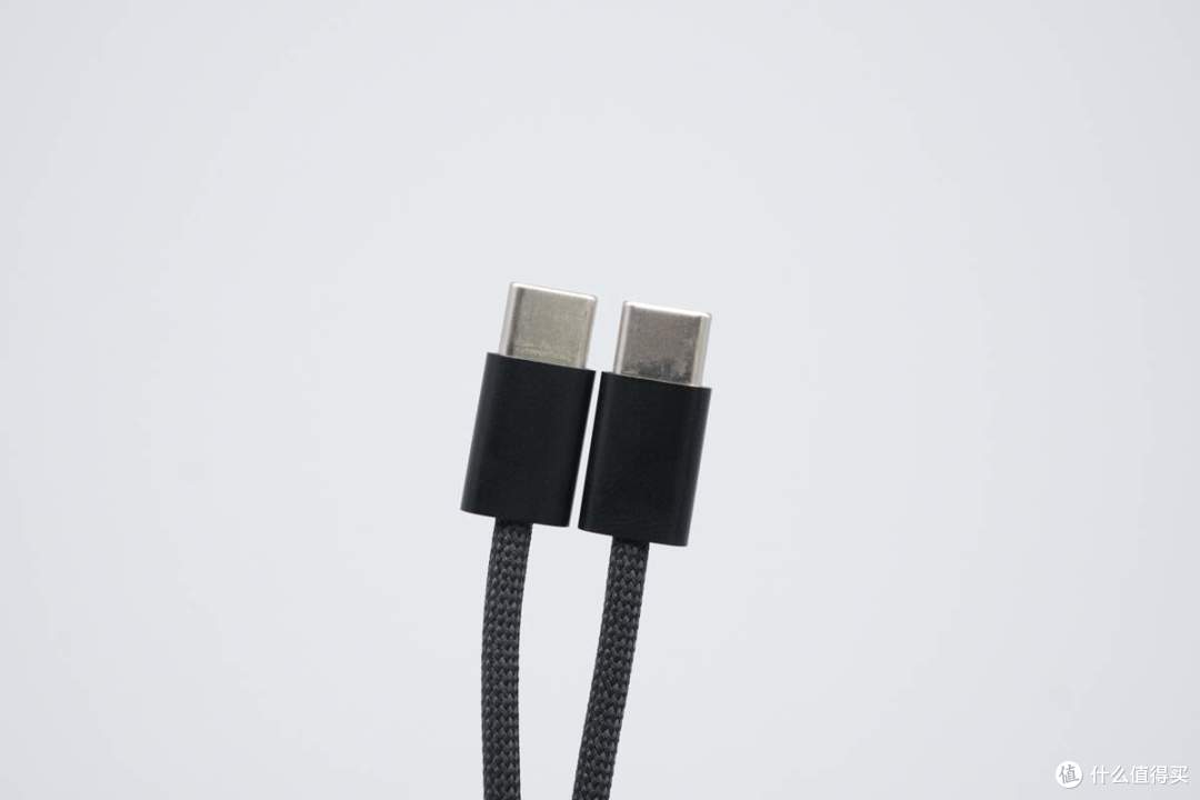苹果 40W 动态适配器的真正主角出现,iPad Pro 11 M5充电评测