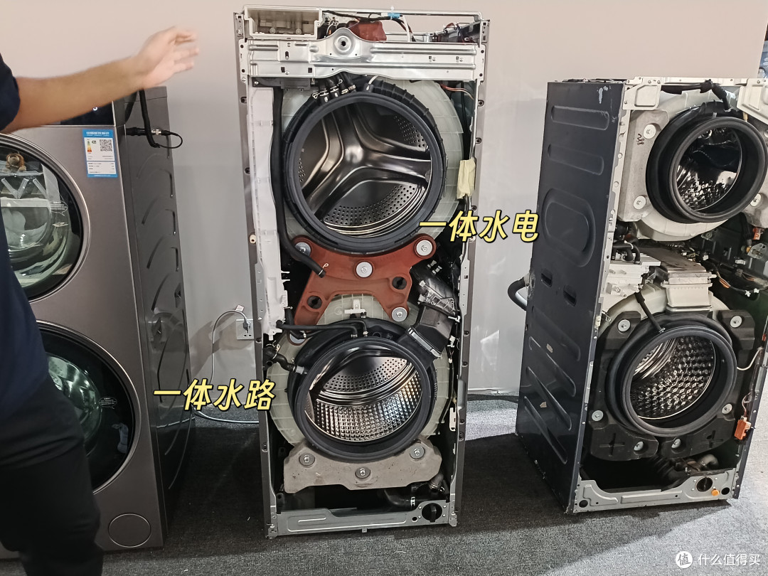 分区洗护到底值不值？跟工程师现场看卡萨帝原石双子洗烘一体机！