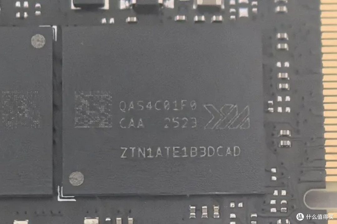 致态小翼e7 SSD,年轻人的性价比扩容神器