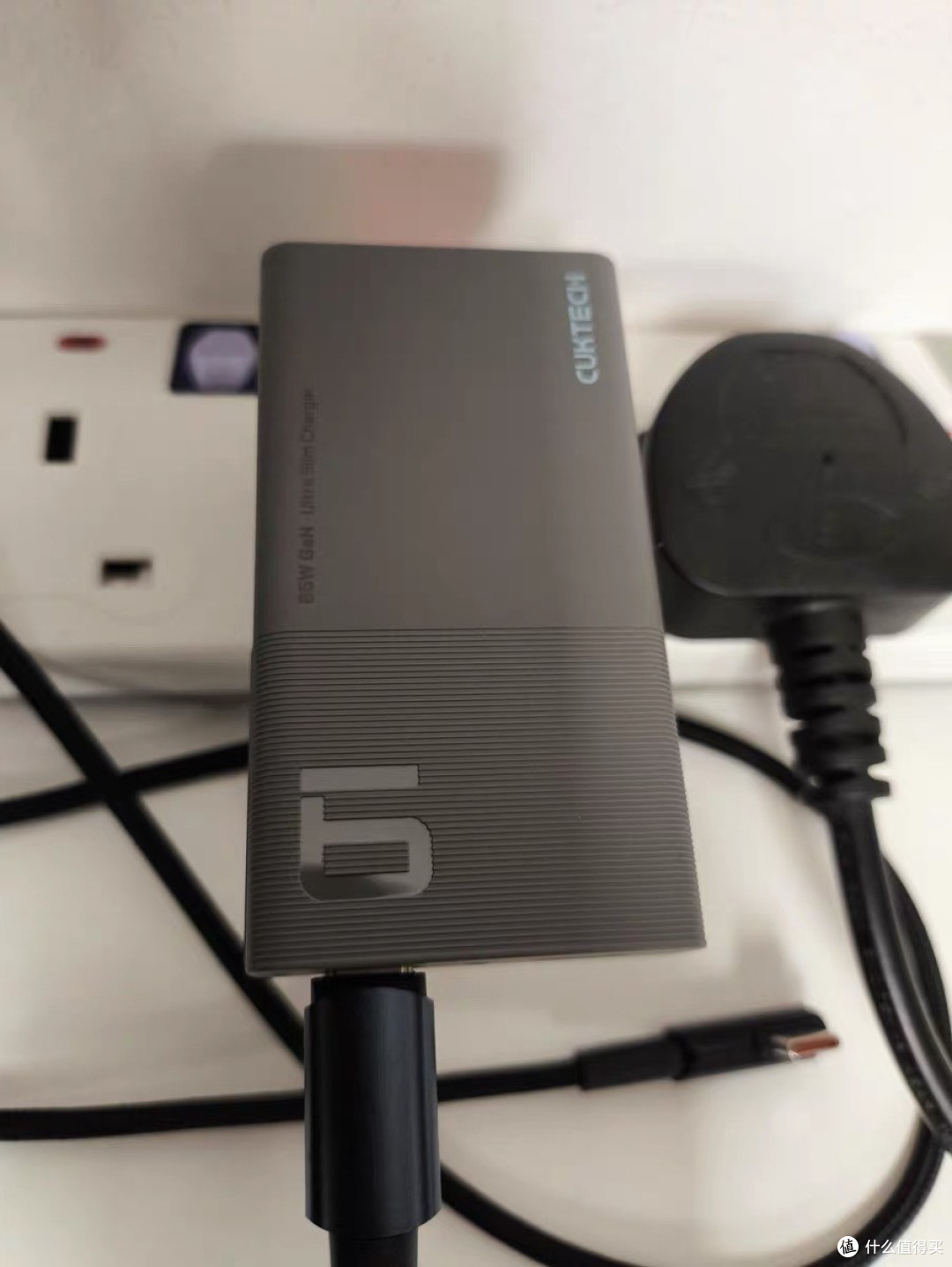 PD65W快充,酷态科6号卡片让iPhone17更出色