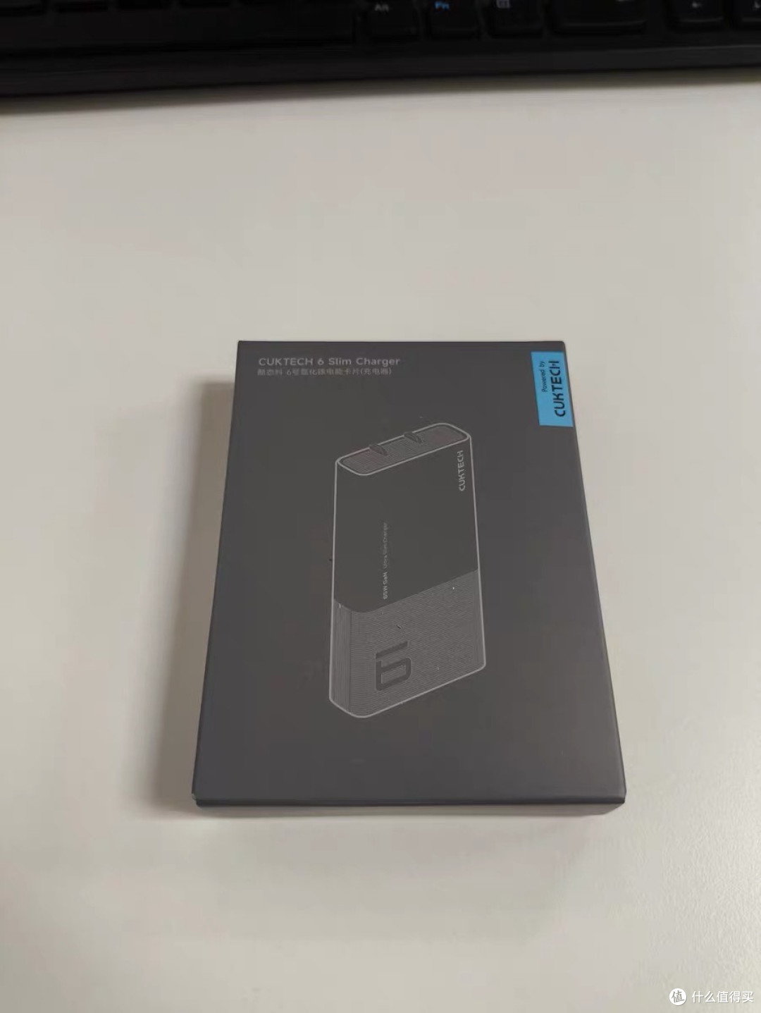 PD65W快充,酷态科6号卡片让iPhone17更出色