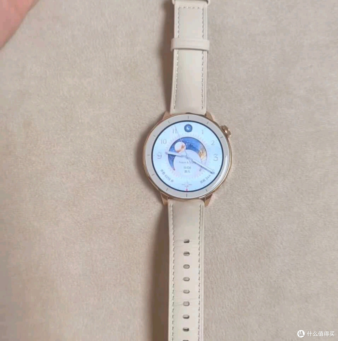 OPPO Watch X2 Mini明日金:轻薄实用