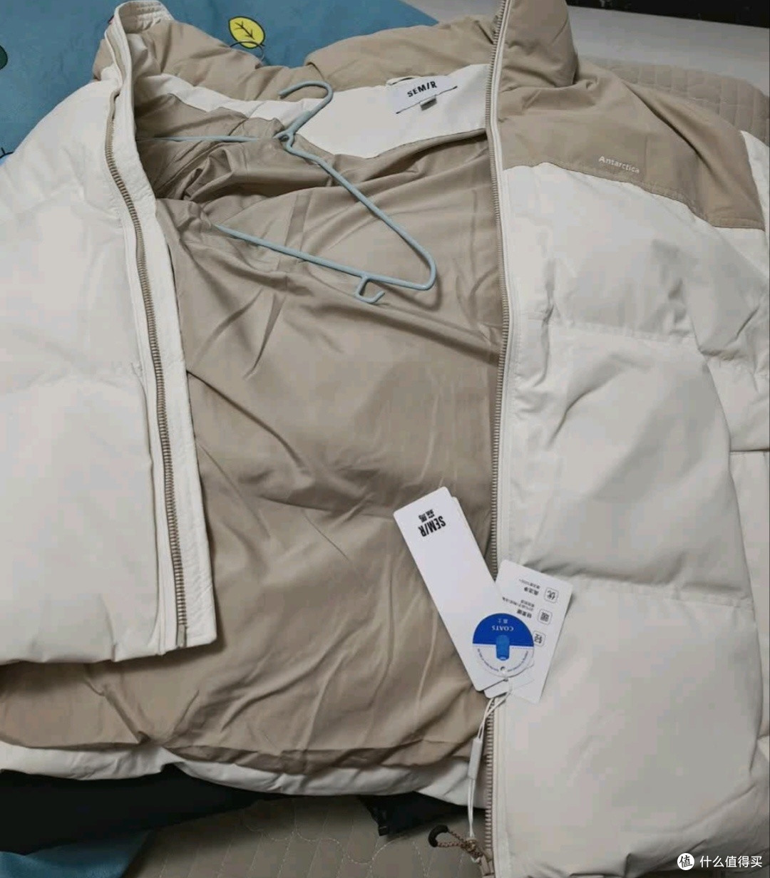 防风防泼水，森马羽绒服保暖实用