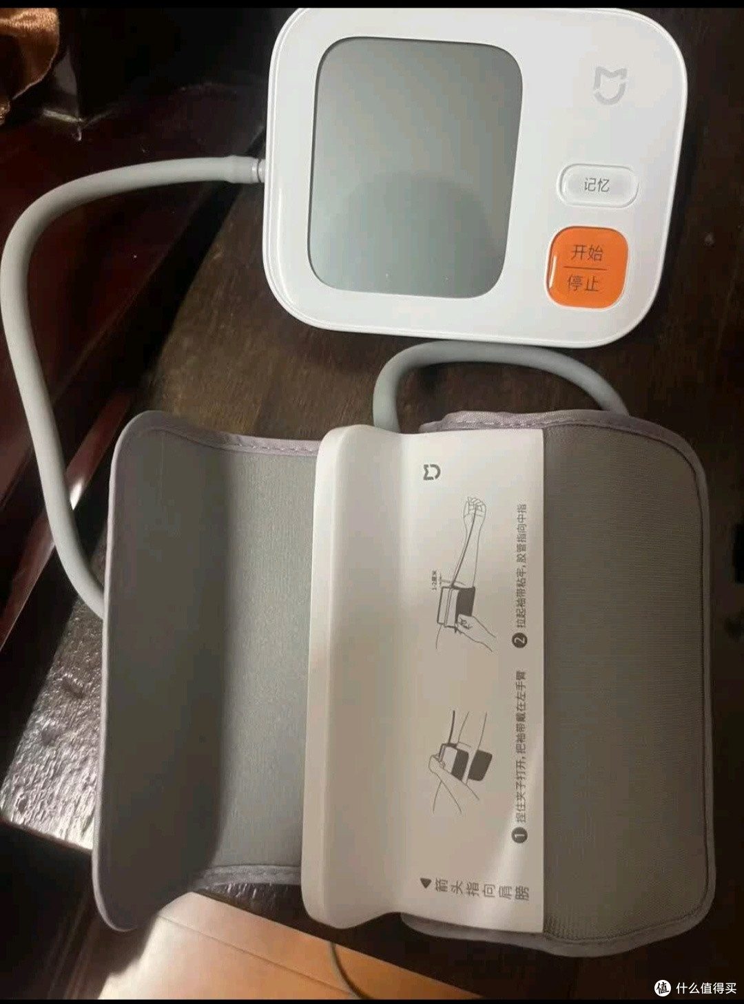 智能电子血压计，老人轻松自测