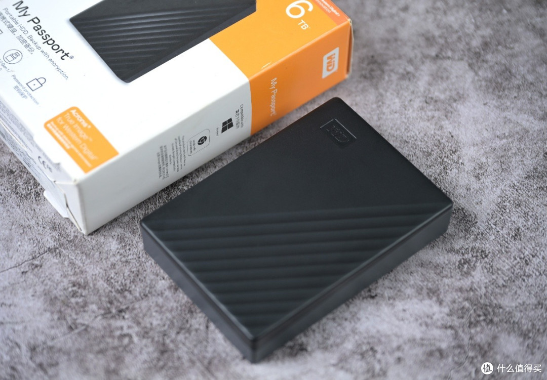 移动存储新选择 西部数据 My Passport 随行版（6TB）测评