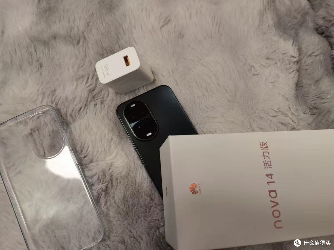 华为nova14上手体验：颜值和实力双在线的宝藏机