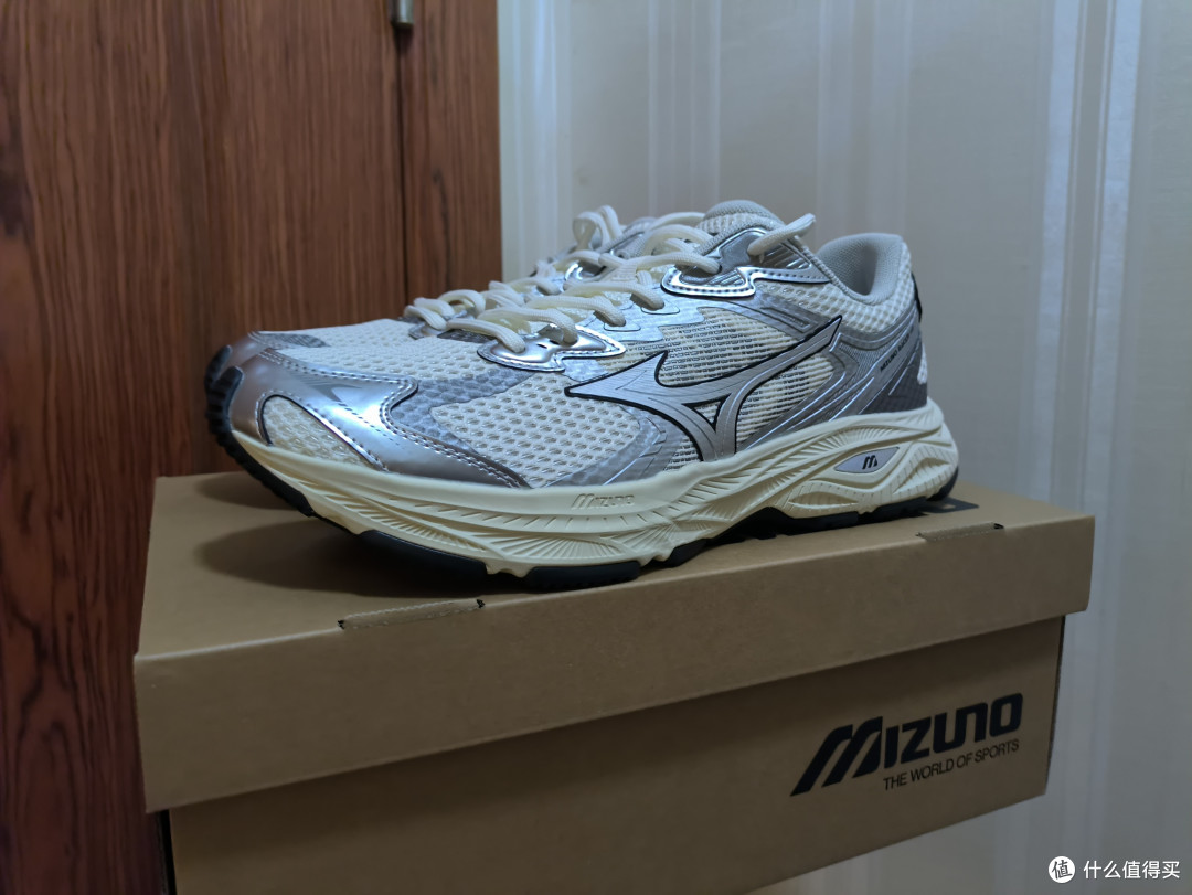 168元美津浓Racer v2开箱,都市通勤新选择?